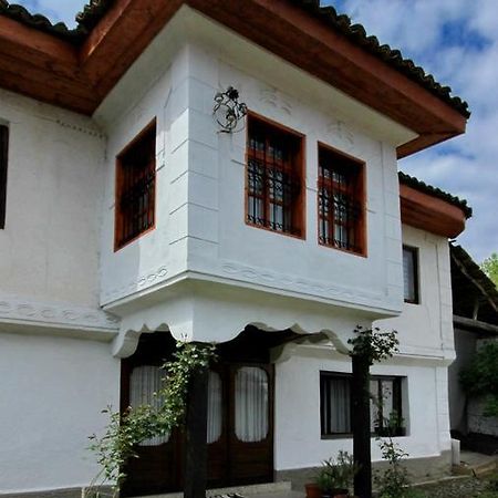 Bed and Breakfast Bujtina Zhaveli Gjakova Esterno foto