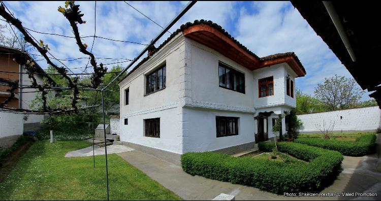 Bed and Breakfast Bujtina Zhaveli Gjakova Esterno foto